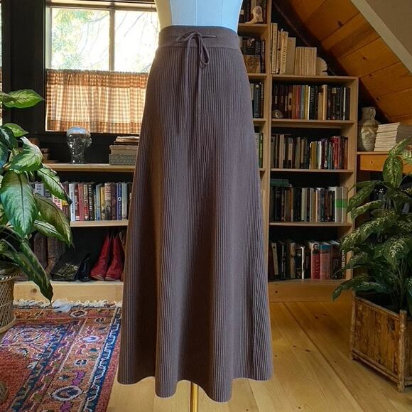 Vintage Dresses & Skirts - Vintage Skirt Brown Ribbed